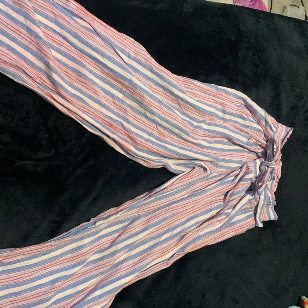 woman’s straight leg casual pants